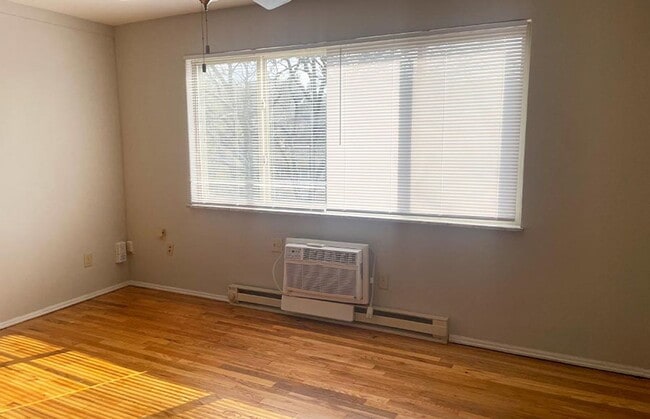 Photo - 558 Lowell Ave Unit 558-12