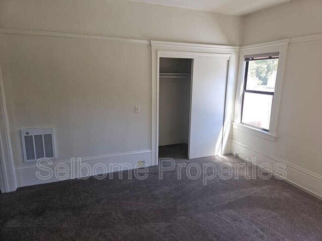 Photo - 359 Grand Ave
