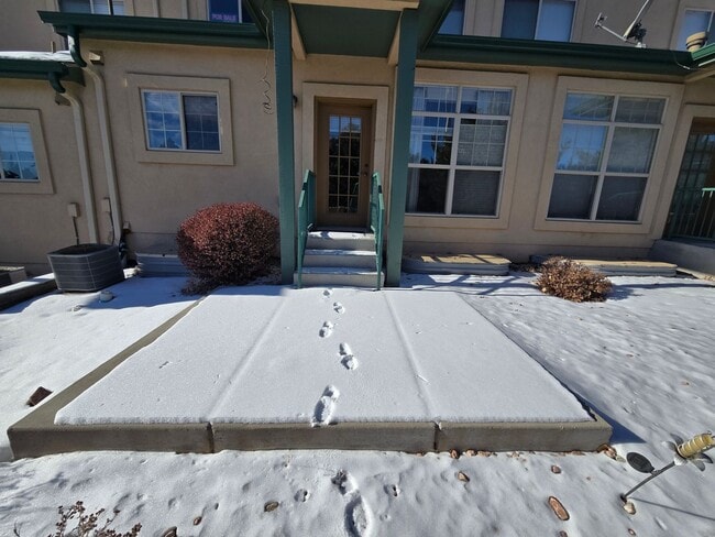 Photo - 3 Bedroom 2 Story Townhome
