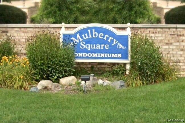 Photo - 2442 Mulberry Square