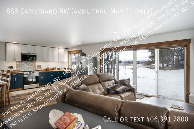 Photo - 889 Capistrano NW