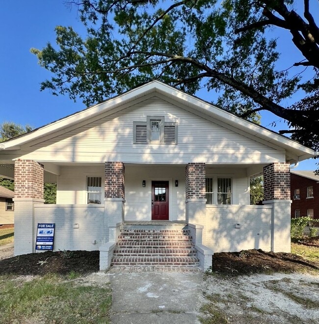Charming 4-Bedroom Home for Rent/Sale - Charming 4-Bedroom Home for Rent/Sale