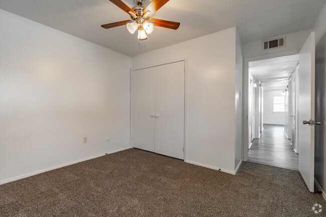 White/Grey 2BR, 1BA - 869SF - Bedrooom