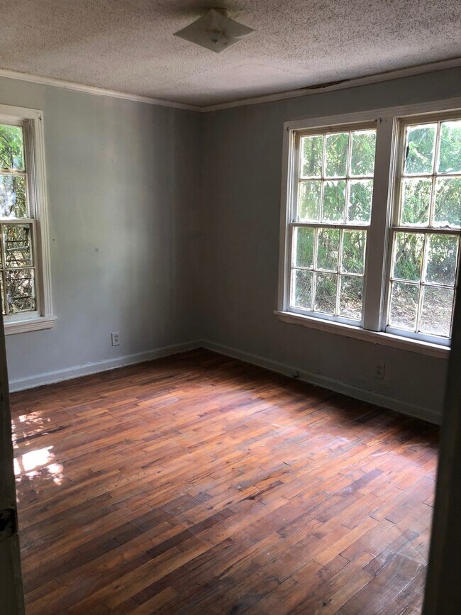 1326 Summers St Rental House Rental in Shreveport, LA