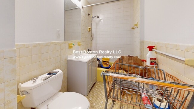 Photo - 1123 Revere Beach Pkwy Unidad 302