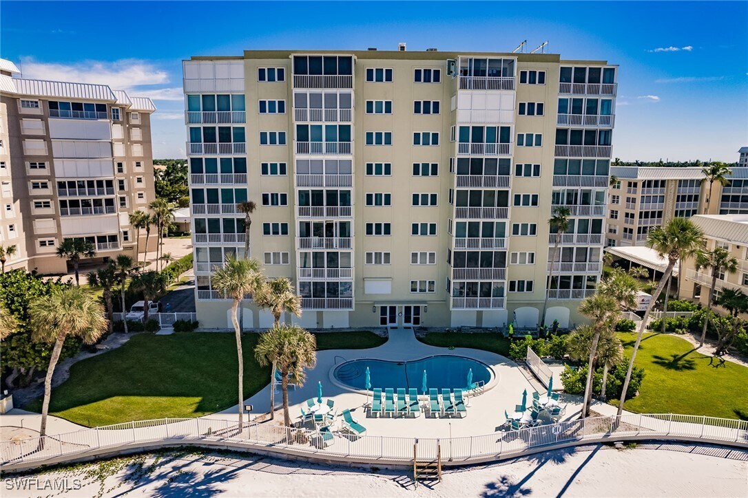 Photo - 2885 Gulf Shore Blvd N Unidad 302