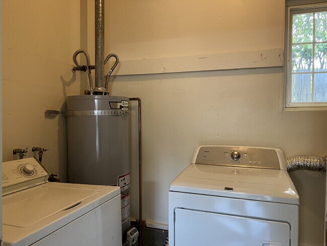 Photo - Charming Duplex Near Downtown Santa Rosa!