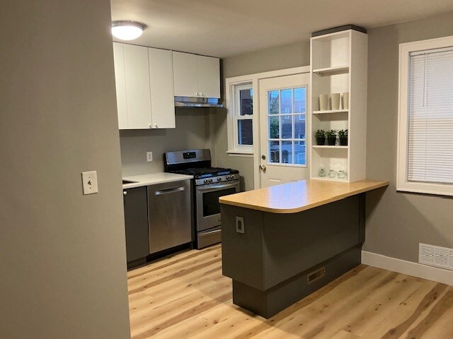 Photo - 7844 Eastdale Rd