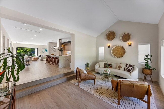 Photo - 1520 SW 12th Ave