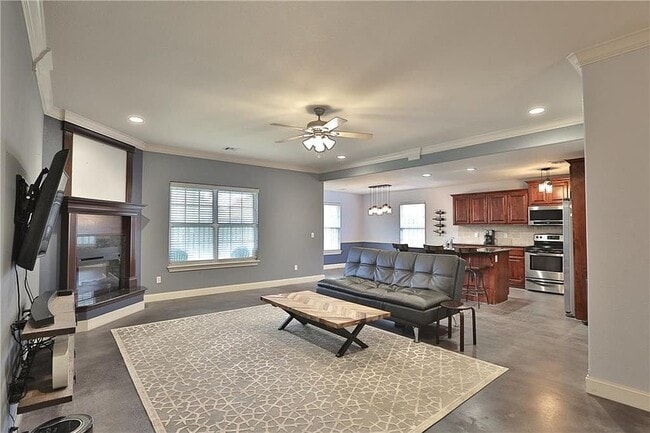 Photo - 1210 Medway Ln