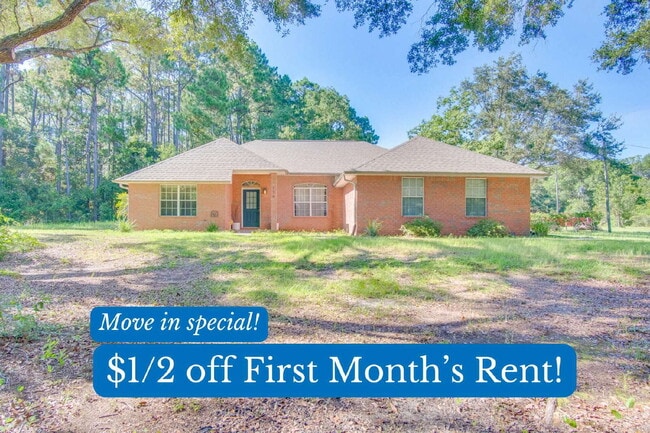 Building Photo - Stunning West Pensacola Home on Nearly an ...