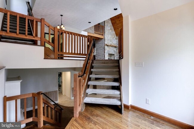Photo - 7658 Gaither Rd
