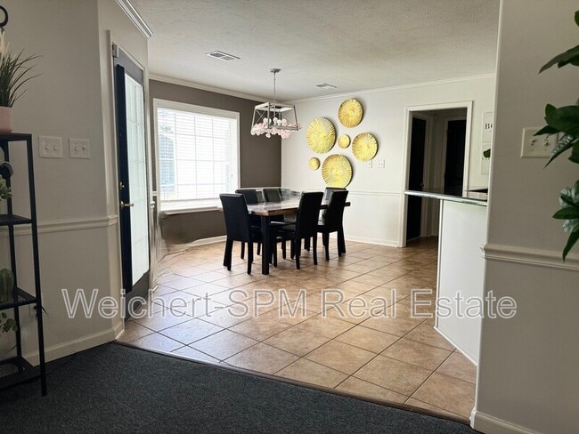 Photo - 334 Meadowland Dr