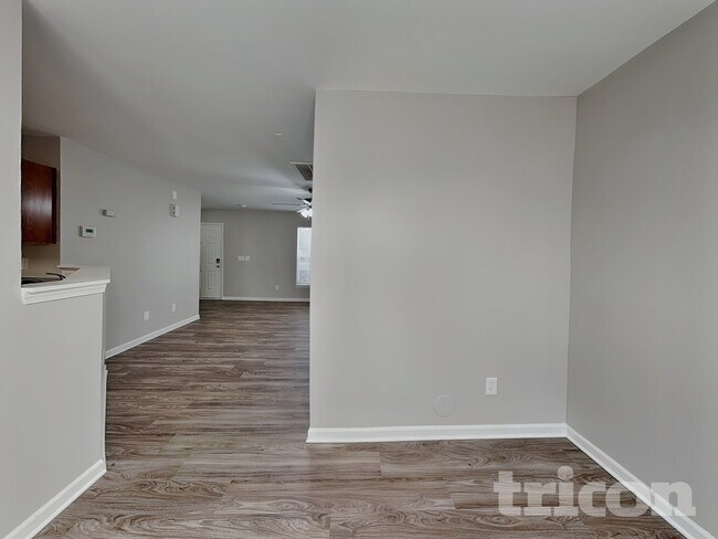 Photo - 8927 McAdam Way