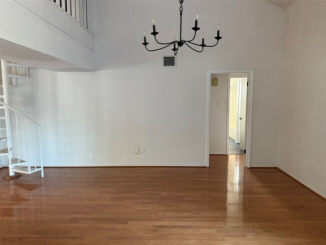 Photo - 2018 Woodstream Blvd