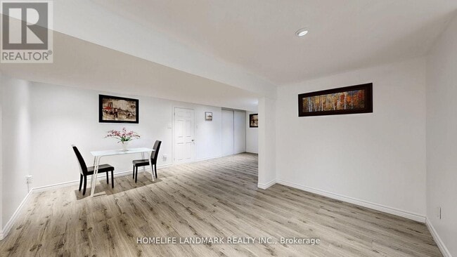 Photo - 11 Uplands Ave