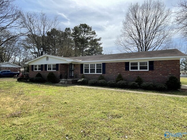 Photo - 8413 Old Madison Pike