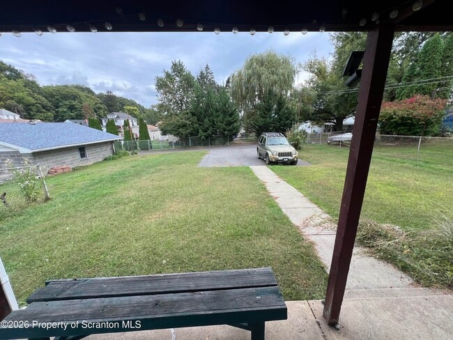 Photo - 162 N Third St