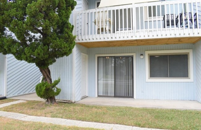 Photo - 39 Roberts Rd Unit #6