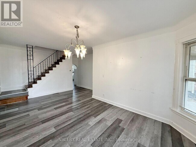 Photo - 824 Lincoln Rd