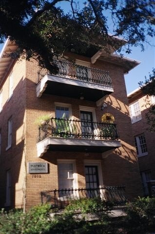 Photo - 1600-1602 Government St Apartments