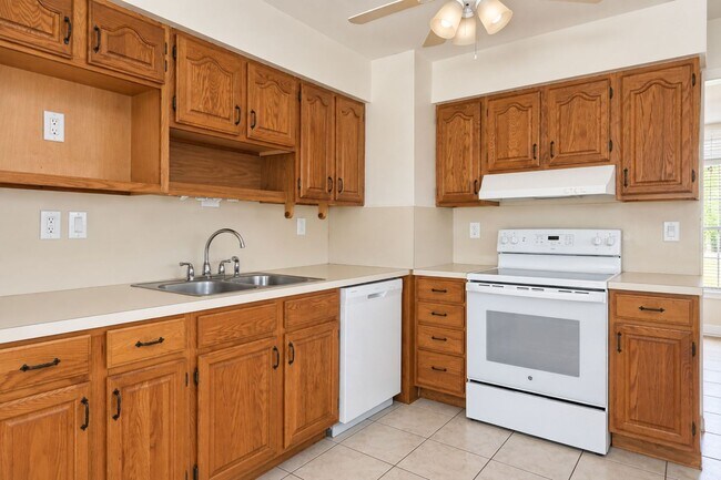 Photo - 4240 78th Wy N