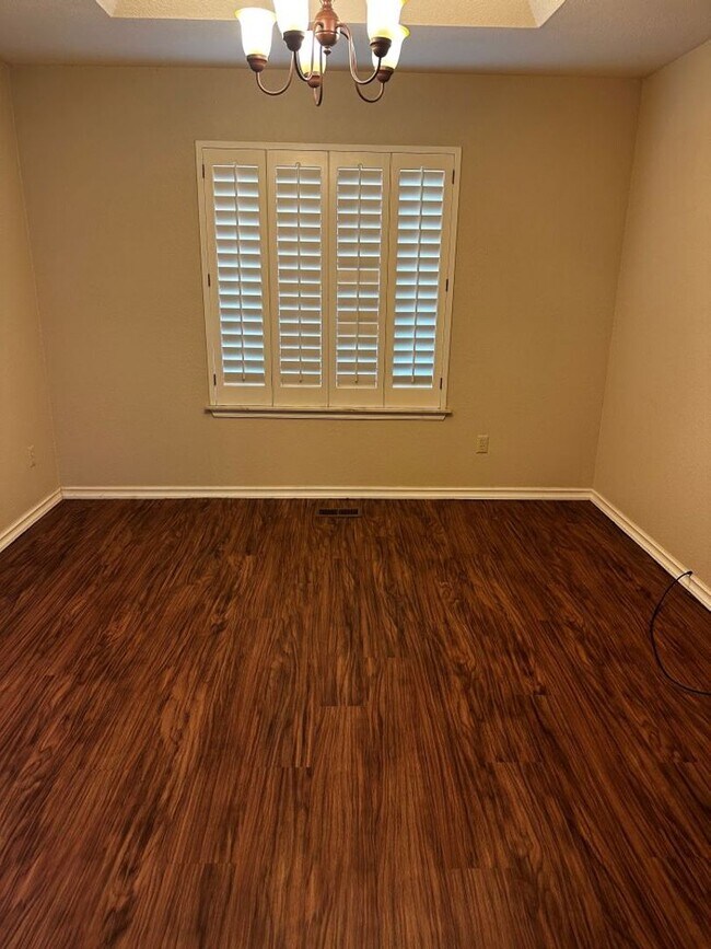 Photo - Spacious home for a Great Price! Edmond Schools