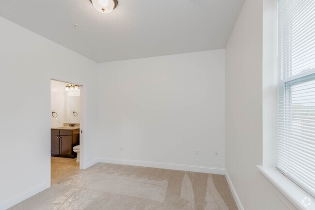 2BR, 2BA - Patio Home