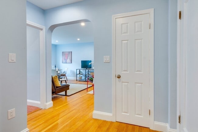 Photo - 395 Broadway Unit R4A