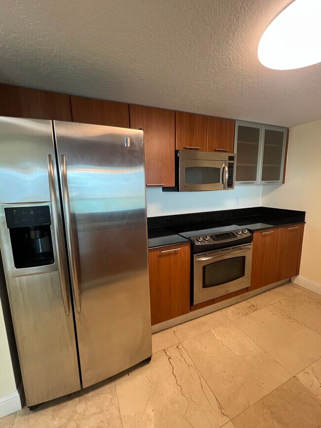 Photo - 1800 N Bayshore Dr Unidad 2802