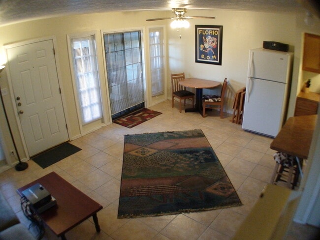 Photo - 8616 Putnam Dr