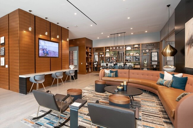 Photo - Signature at Reston Town Center