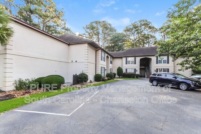 208 Pipers Ln