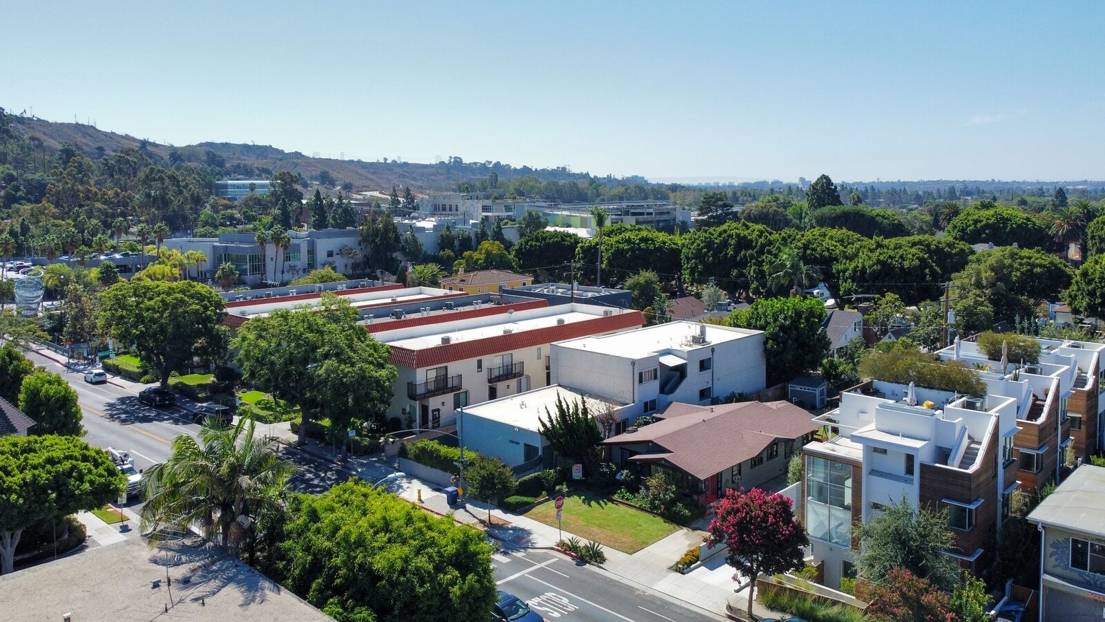 Photo - 4251 Duquesne Ave