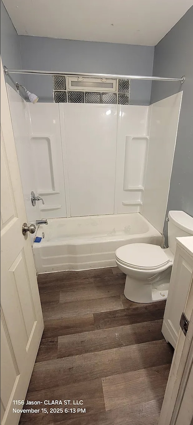 Photo - 1156 Jason Ave