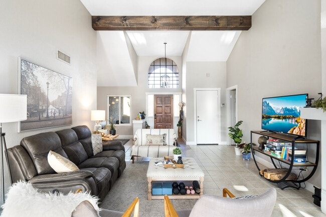 Photo - 10854 N 110th Plz