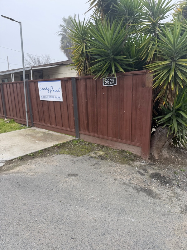 Photo - 5625 Sandmound Blvd