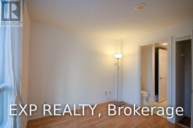 Photo - 761 Bay St. Unit 809