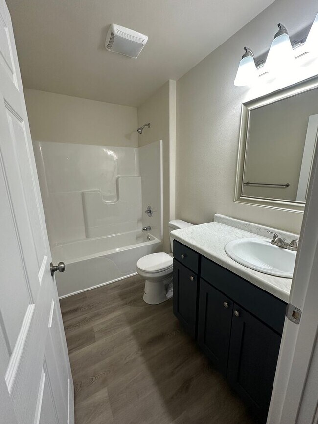 2 Bedroom Duplex Townhome Townhome Rental in Wisconsin Rapids WI