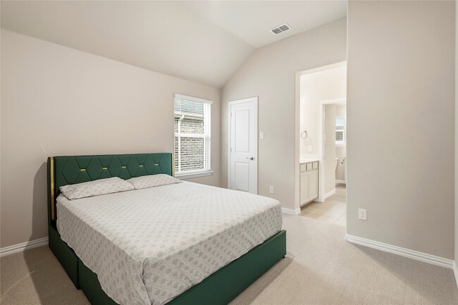 2213 Cherrybark Trl