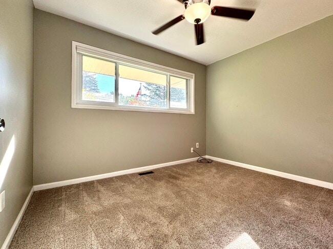 Photo - 24461 Willow Ln