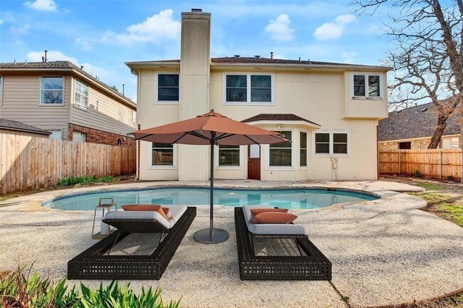 Photo - 4065 Honey Bear Loop