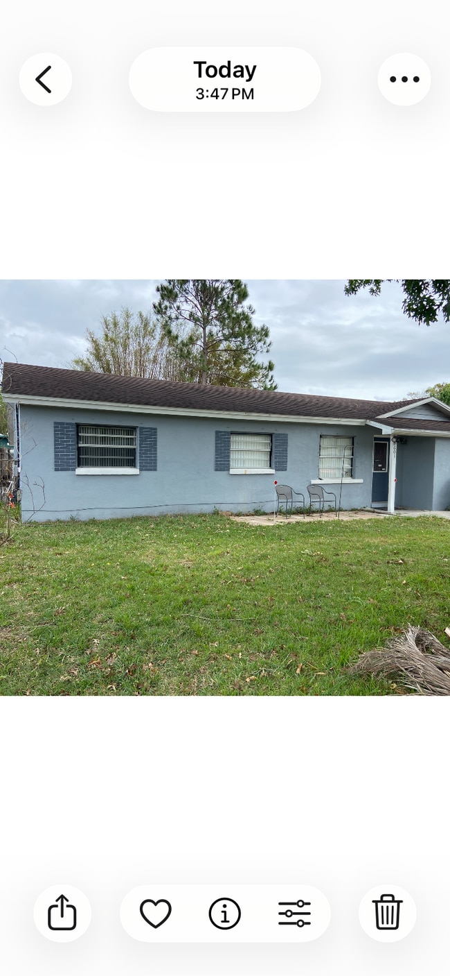 Building Photo - 2601 Bonneville Dr