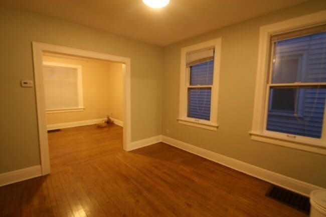 Photo - 2443 N Bartlett Ave Unit 1