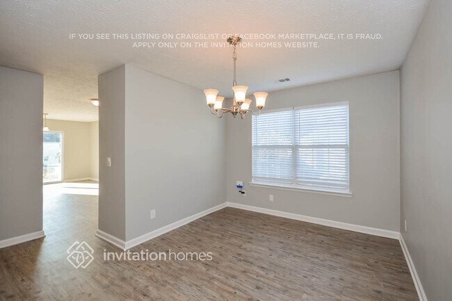 Photo - 423 Crested View Dr