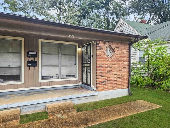 Building Photo - 3570 Carnes Ave