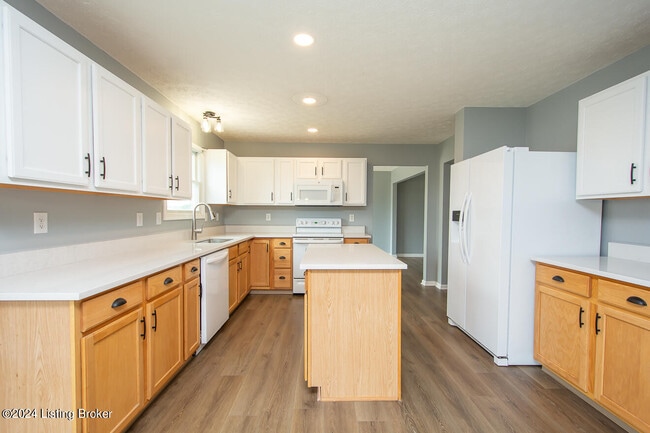 Photo - 6702 Shallow Rock Dr
