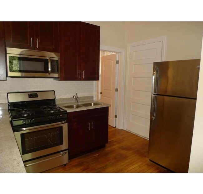 Photo - 1645 W Waveland Ave Unidad 1645-2