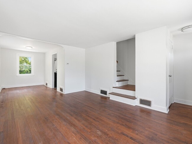 Photo - 357 Centennial Ave