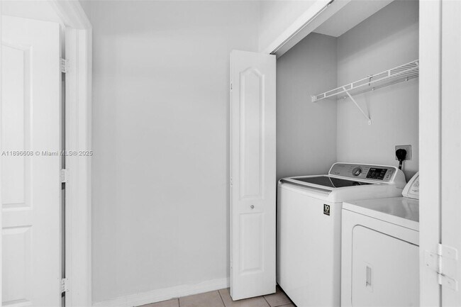 Photo - 2883 SW 129th Ter